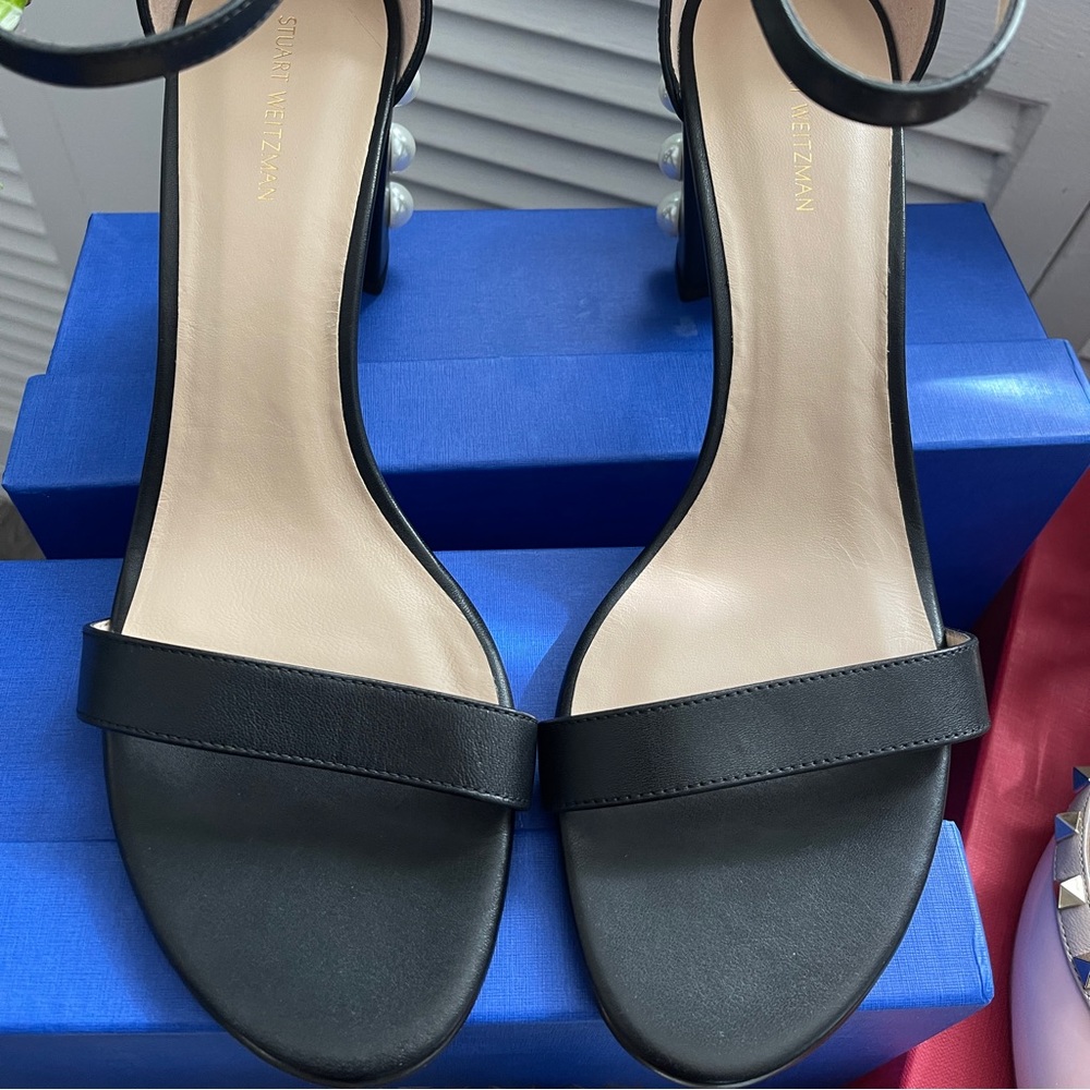 NEW STUART WEITZMAN Nearlynude Faux Pearl-Embellished Leather Sandals